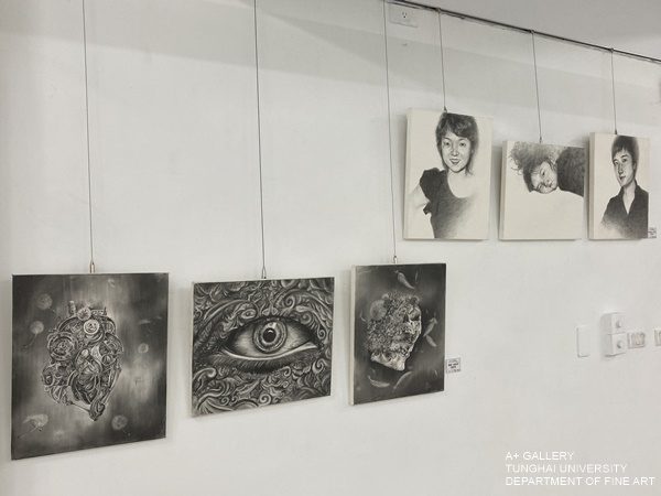 [A+藝術空間]素描三聯作-專題素描成果展 | 指導老師：張守為